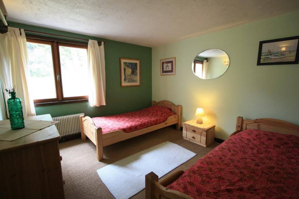 ชาเลต์ เล เฟรน Bed & Breakfast Chamonix ภายนอก รูปภาพ
