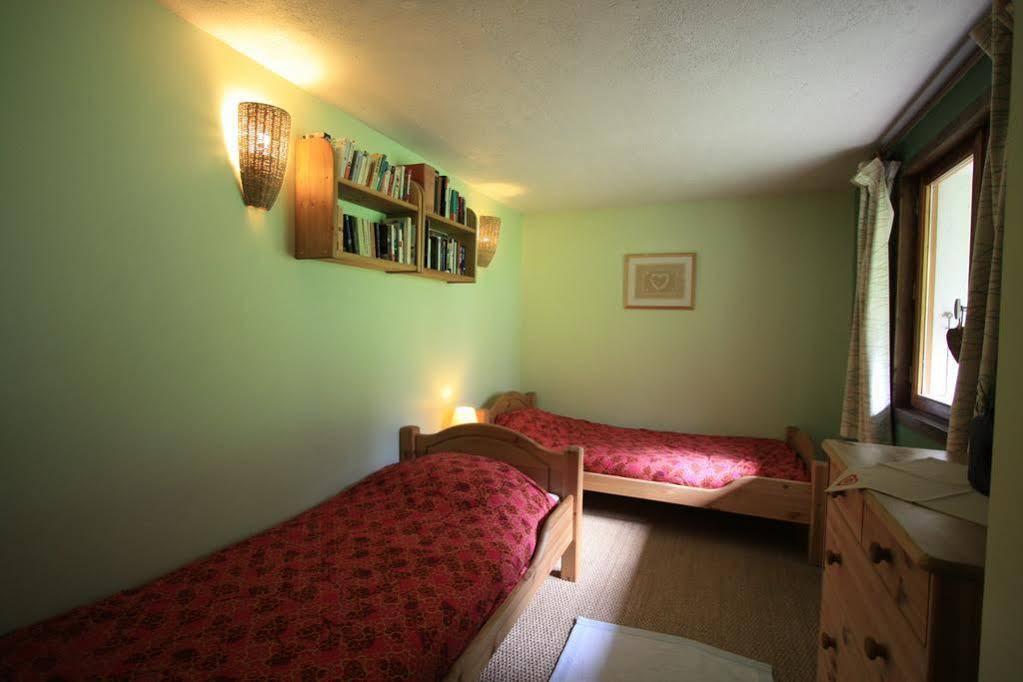 ชาเลต์ เล เฟรน Bed & Breakfast Chamonix ภายนอก รูปภาพ