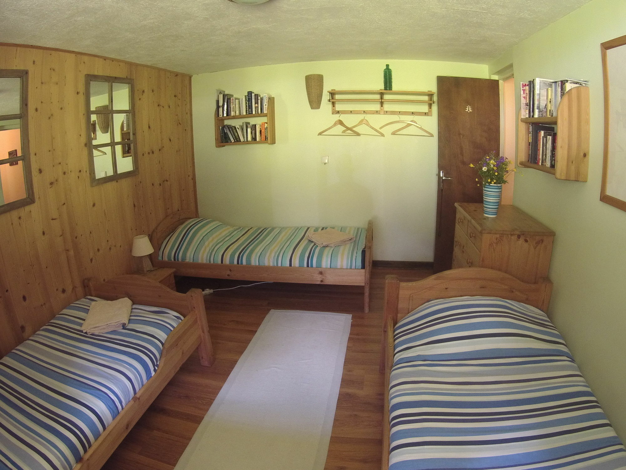 ชาเลต์ เล เฟรน Bed & Breakfast Chamonix ภายนอก รูปภาพ