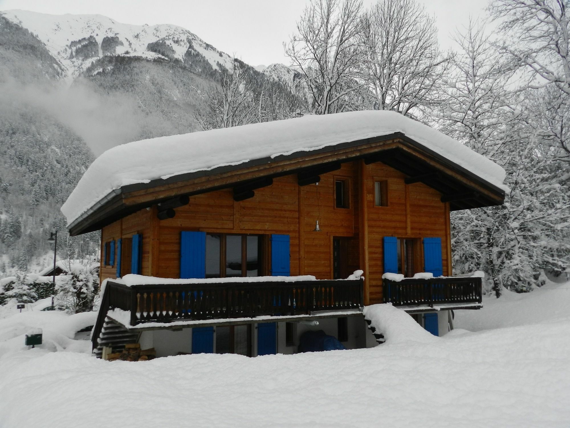 ชาเลต์ เล เฟรน Bed & Breakfast Chamonix ภายนอก รูปภาพ